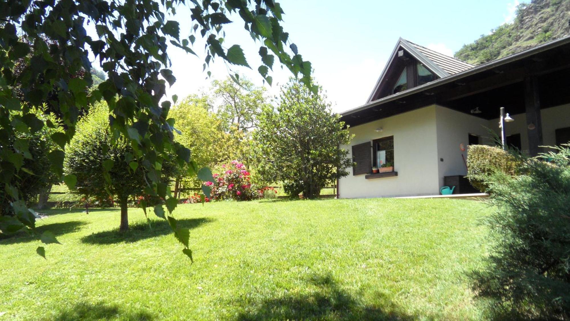 B&B Scotty & Co. Susa Dış mekan fotoğraf