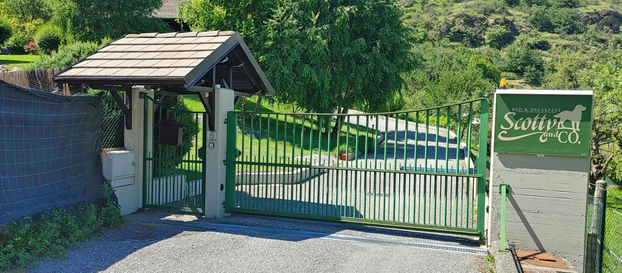 B&B Scotty & Co. Susa Dış mekan fotoğraf